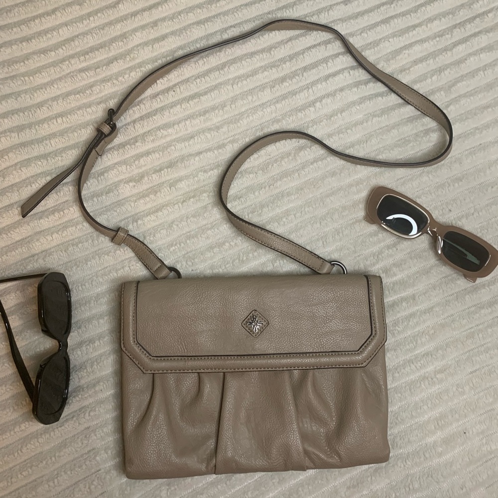 Simply Vera Vera Wang Tan Crossbody Purse